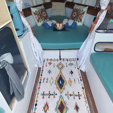 Botel Voilier Cap D'agde *